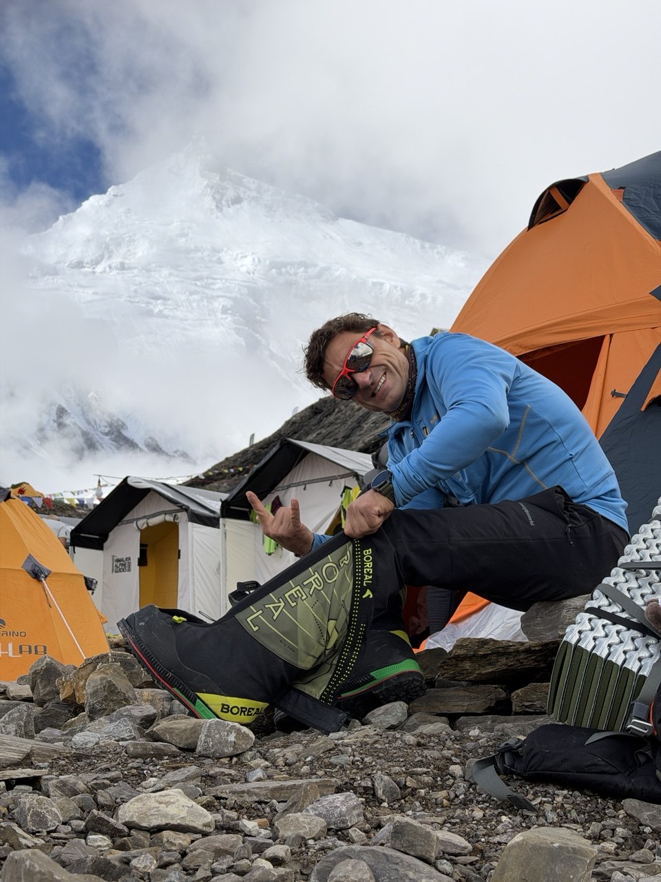Raúl Puerta en el Campo 1 del Manaslu a 5.720 metros